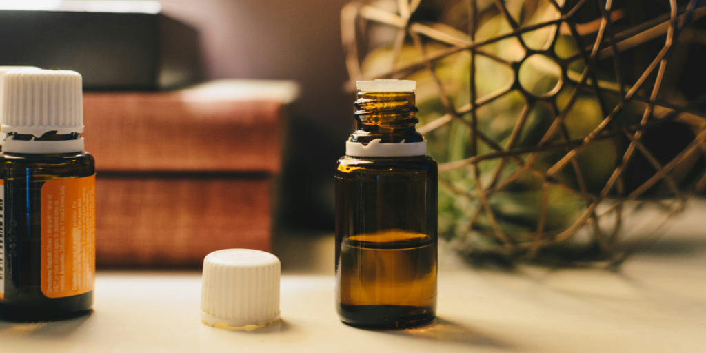 Top Diffuser Oils: Benefits Of Lemongrass, Frankincense, & Lavender