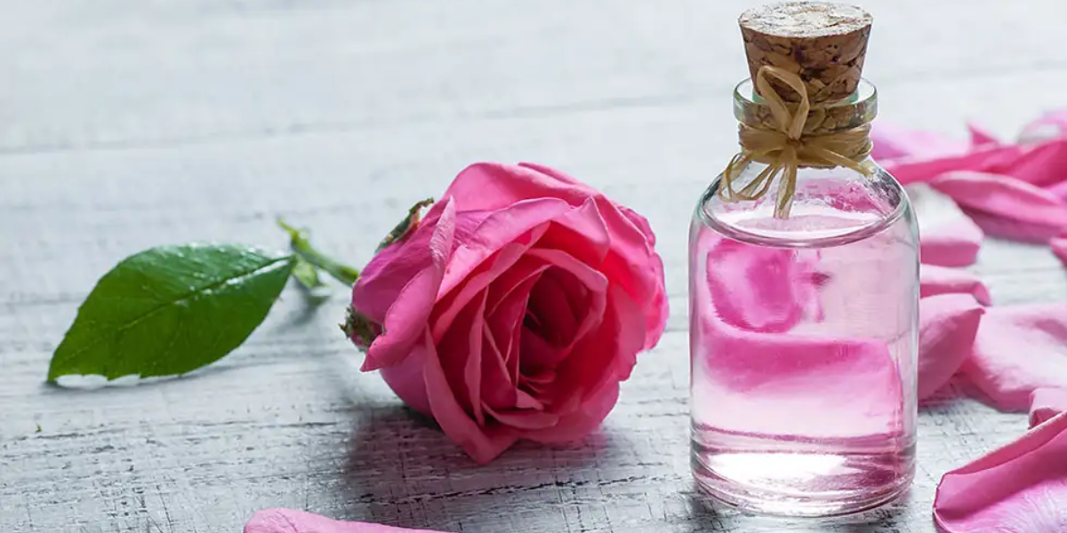 Choosing The Best Organic Rose Water For Face