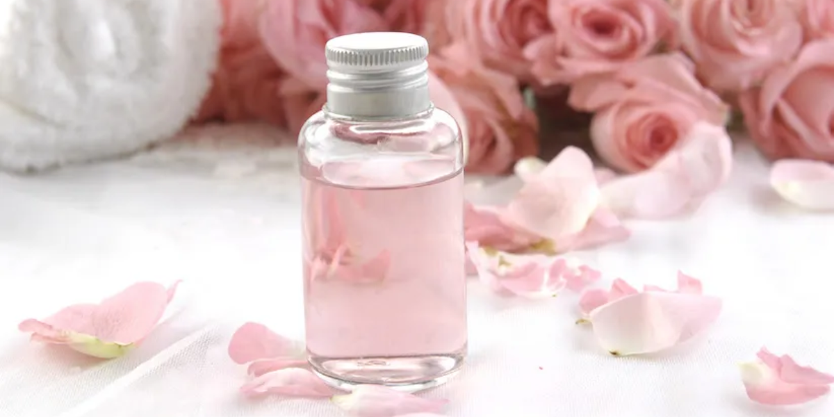 Key Rose Water Benefits For Your Skin